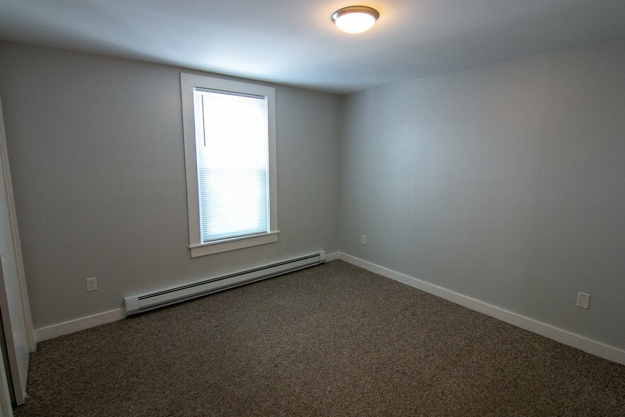 Building Photo - 21 Essex St