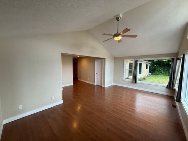 Building Photo - 91251 Cape Arago Hwy