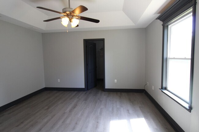 Building Photo - 3-Bedroom Coming Soon In June!