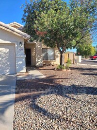 Building Photo - 1679 N La Fresa Dr