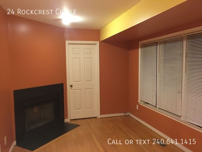 Building Photo - 24 Rockcrest Cir