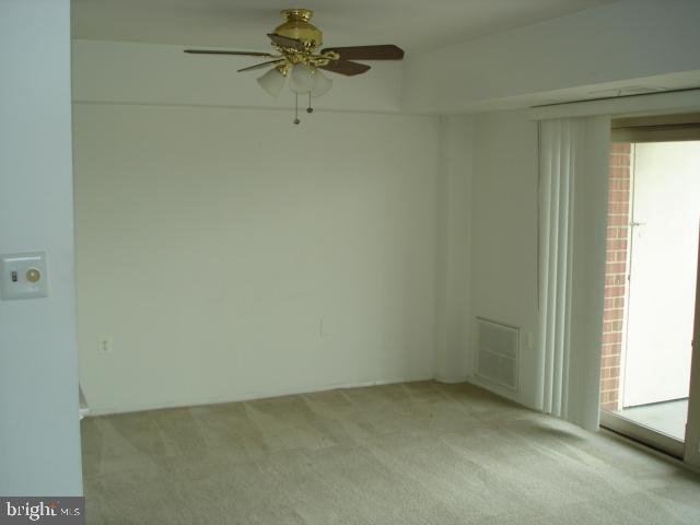 Building Photo - 5250 Valley Forge Dr