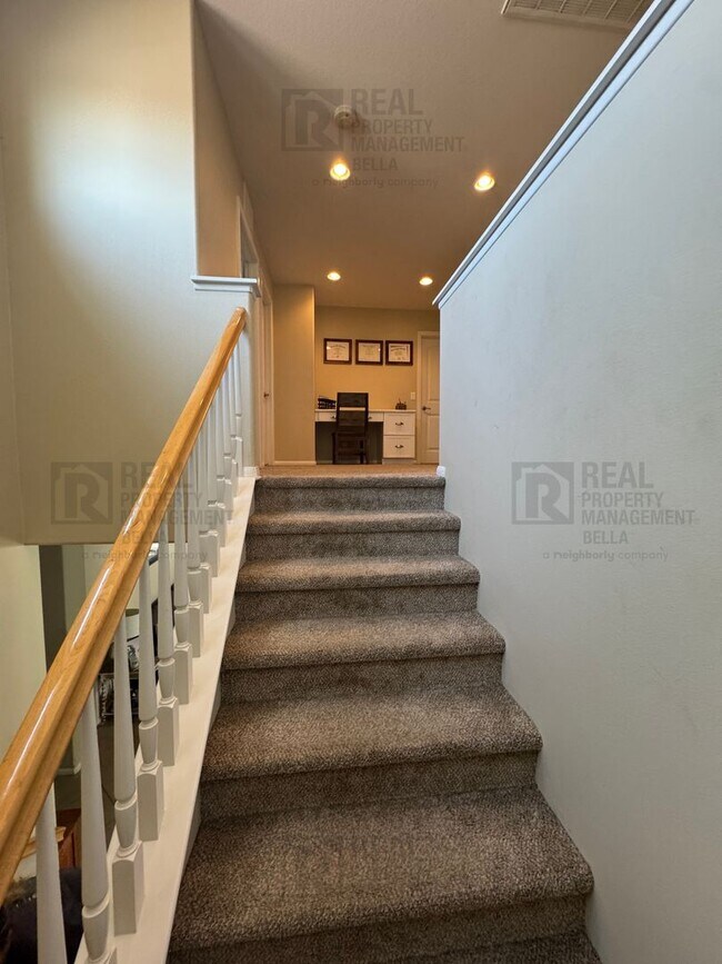 Building Photo - Resort-Style Living in Spencer’s Crossing ...