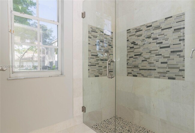 Building Photo - 3799 Lancewood Dr