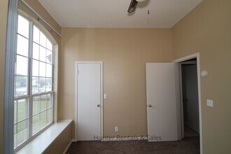Building Photo - The Meadows!