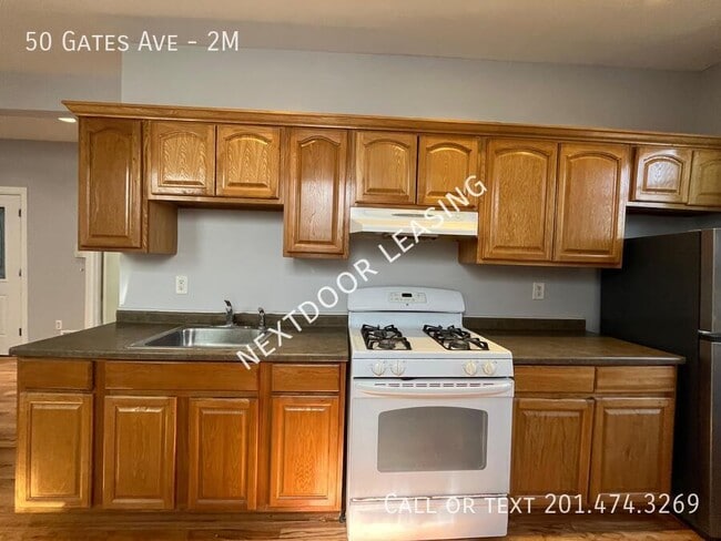 Building Photo - 50 Gates Ave