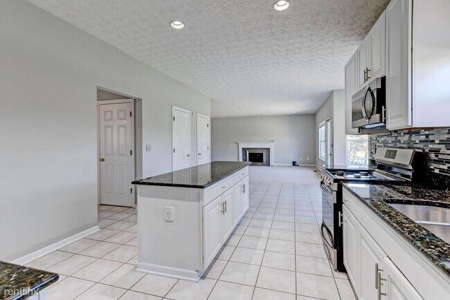 Building Photo - 4 br, 4 bath House - 6704 Wisteria Cir