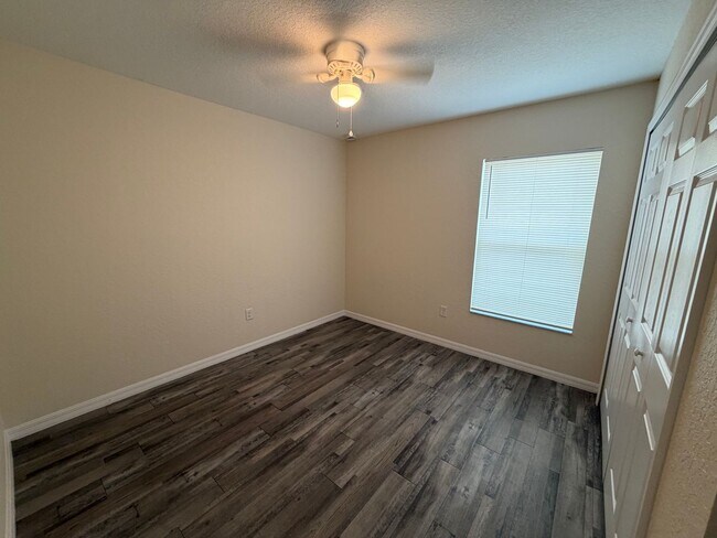 Building Photo - 8532 Juniper Rd