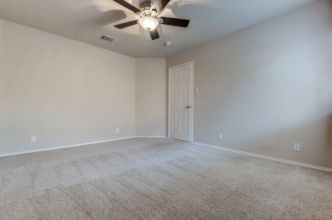 Building Photo - 307 Riverine Way