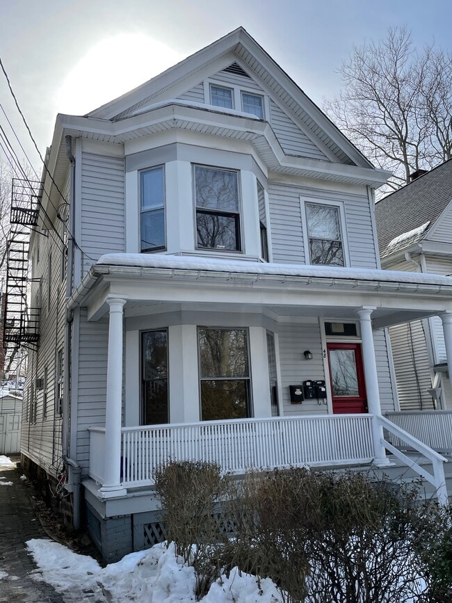 Building Photo - 48 Washington Ave