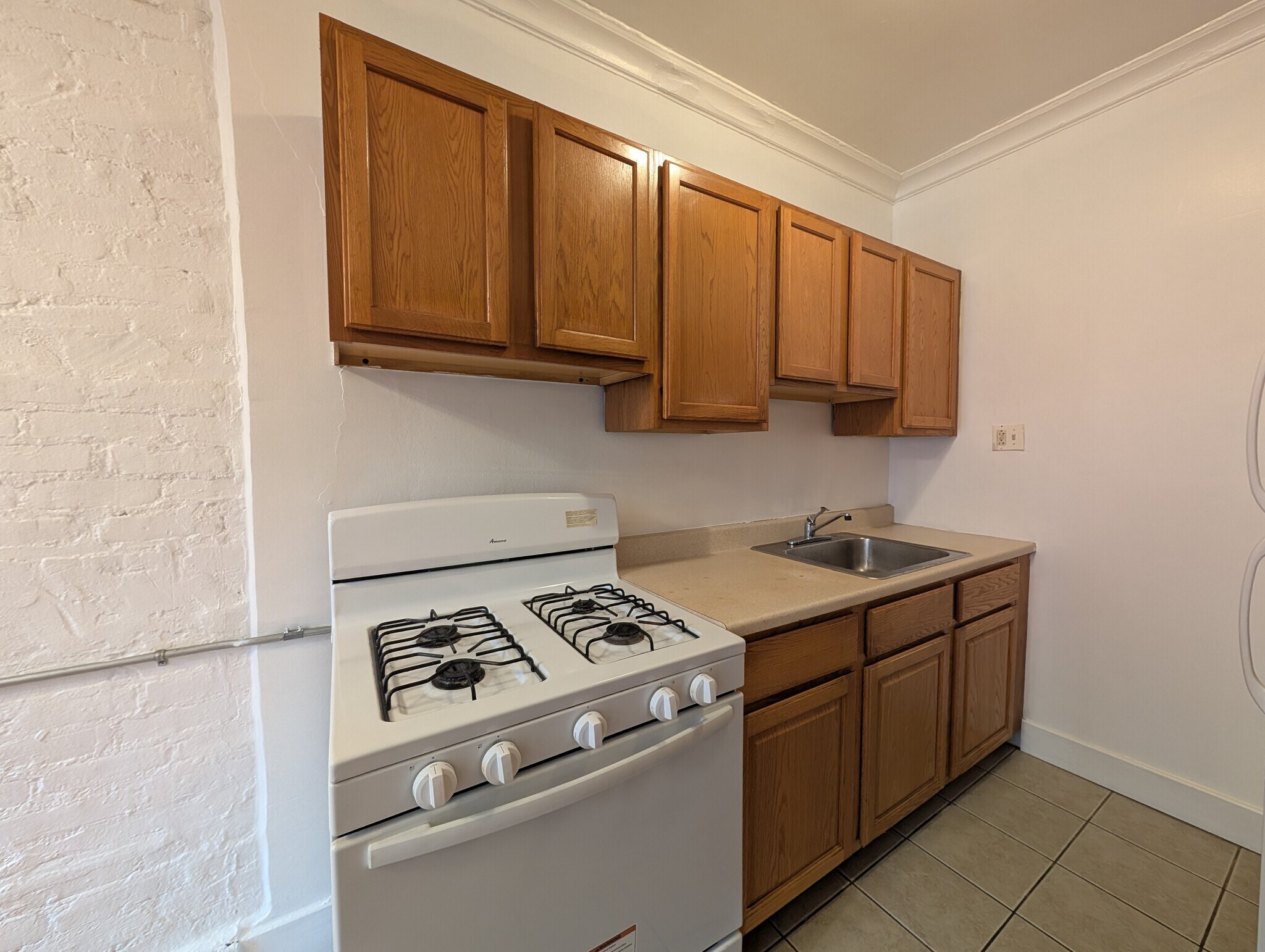 Building Photo - 1160 N Dearborn St