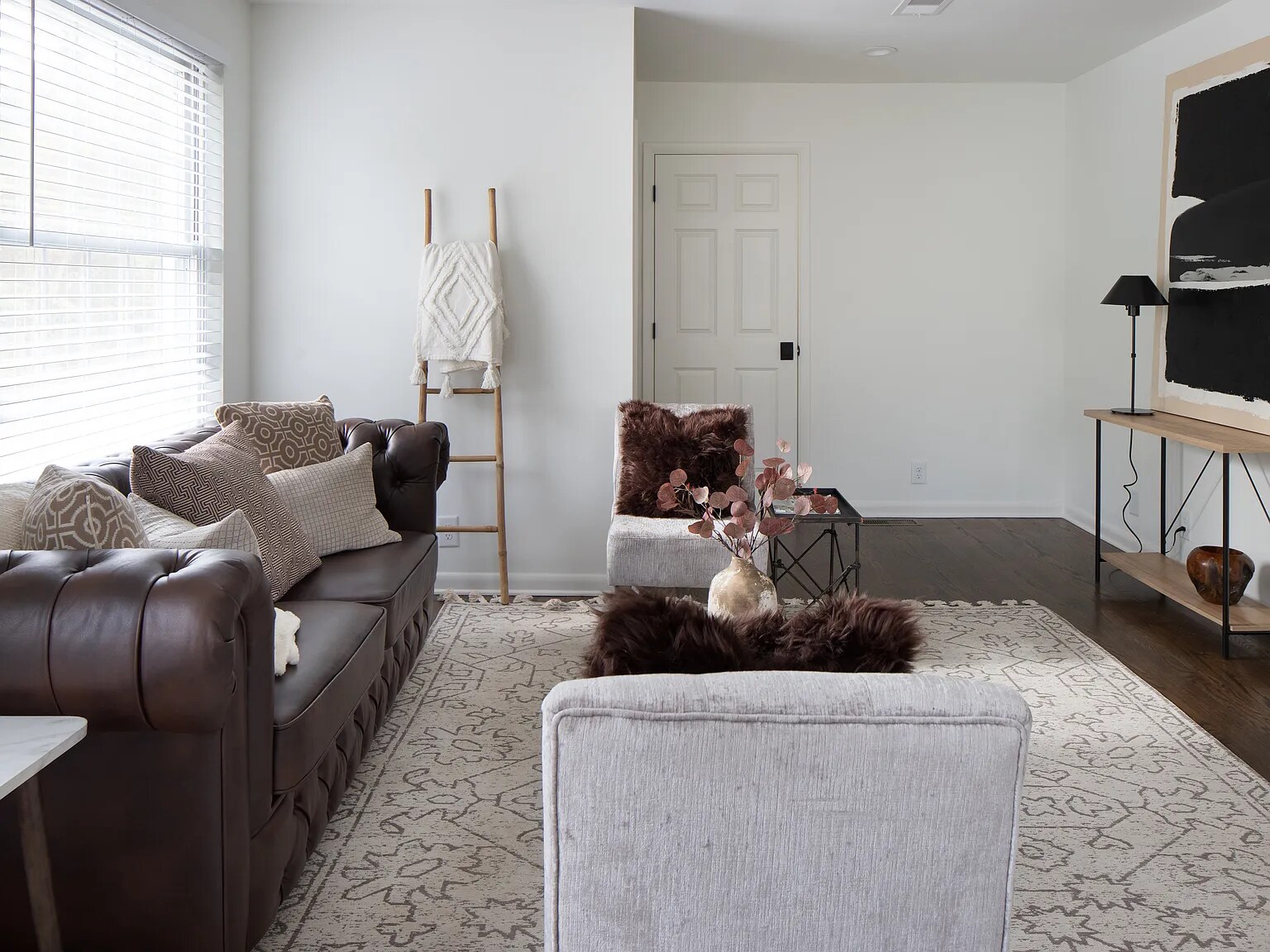 Building Photo - 205 Leake Ave