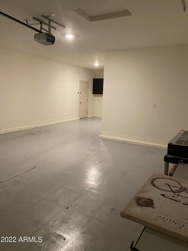 Building Photo - 12131 W Candelaria Dr