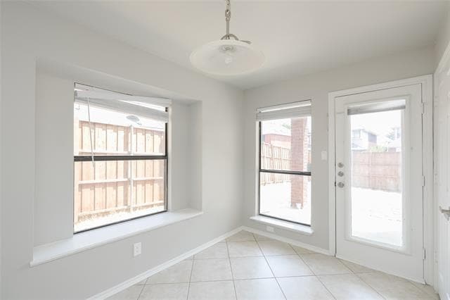 Building Photo - 532 Lake Forest Dr