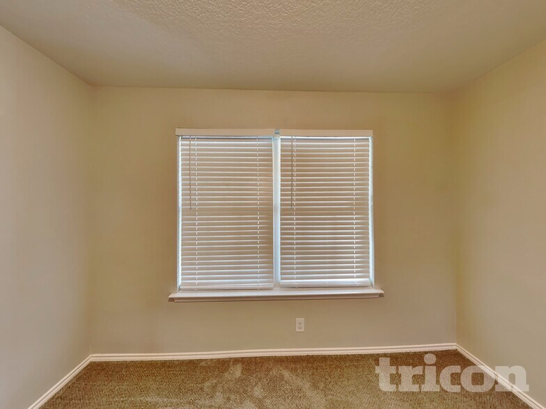 Building Photo - 6510 Poseidon Way