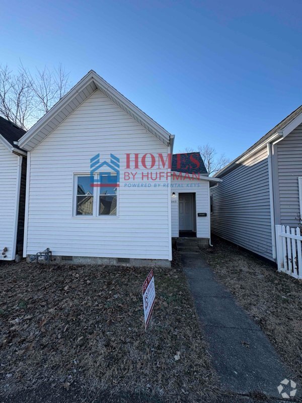 Building Photo - Two Bedroom | Westside with Garage