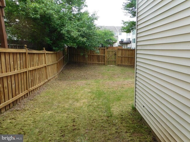 Building Photo - 907 Serenity Grove Terrace