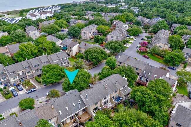 Building Photo - 3959 Aeries Way
