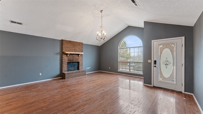 Building Photo - 2450 W Jane Cir Dr