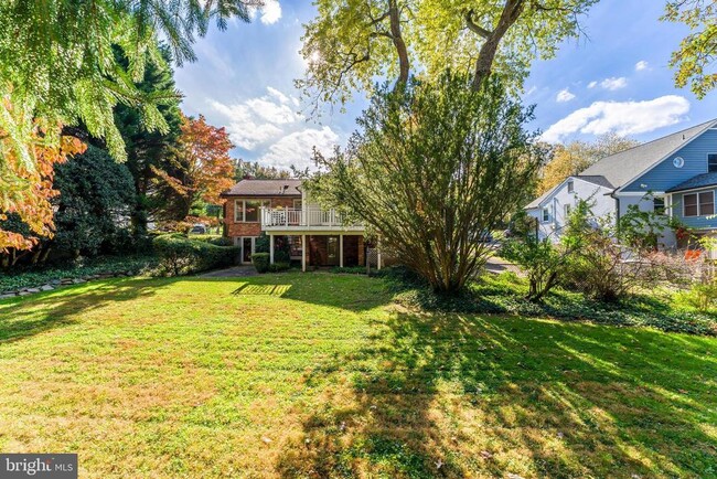 Building Photo - 3867 Chesterbrook Rd