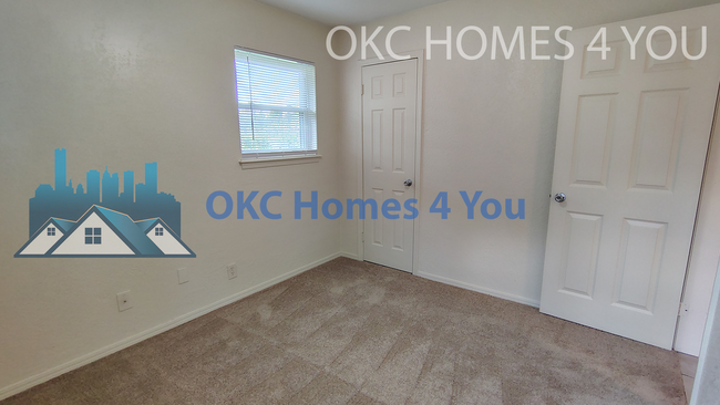 Building Photo - Remodeled 3 Bed in Mustang