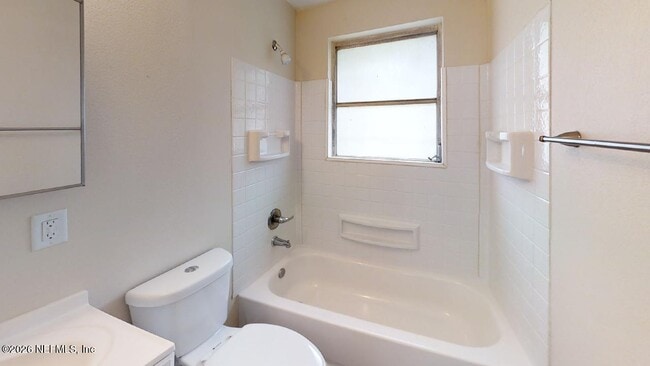 Building Photo - 2178 W 41st St