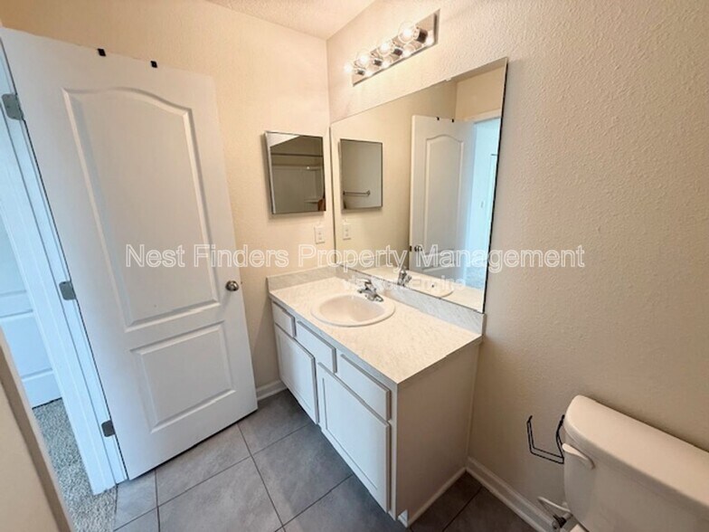 Building Photo - 7623 Legacy Trl