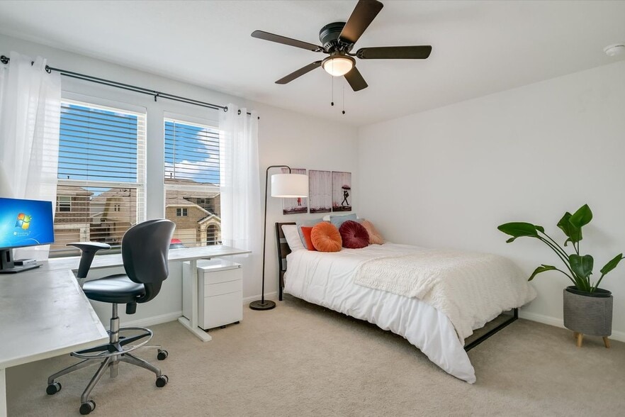 Building Photo - 12216 Texana Trl