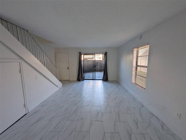 Building Photo - 2456 NW 52nd Ave