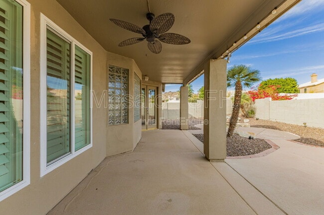 Building Photo - 2738 E Silverwood Dr