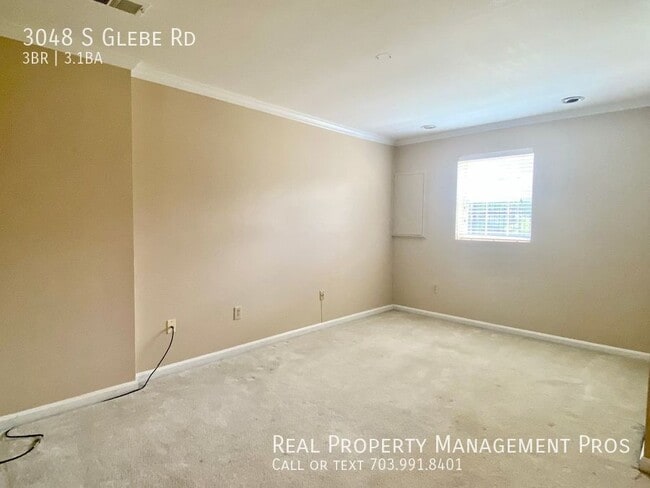 Building Photo - 3048 S Glebe Rd