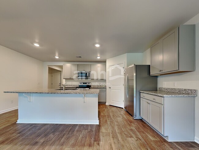 Building Photo - 118 Tobago Cir