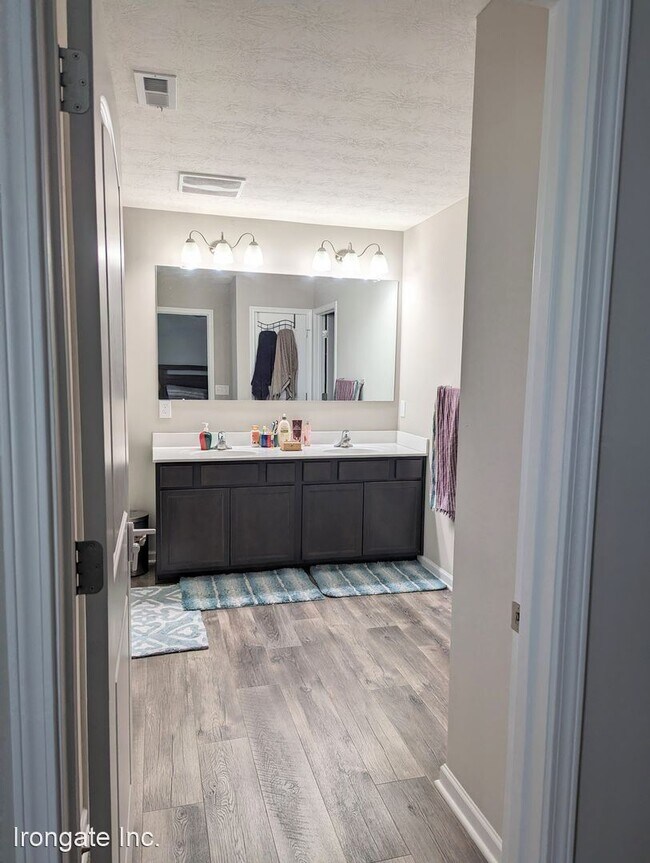 Building Photo - 5 br, 4 bath House - 3034 Snowdrop Ct.