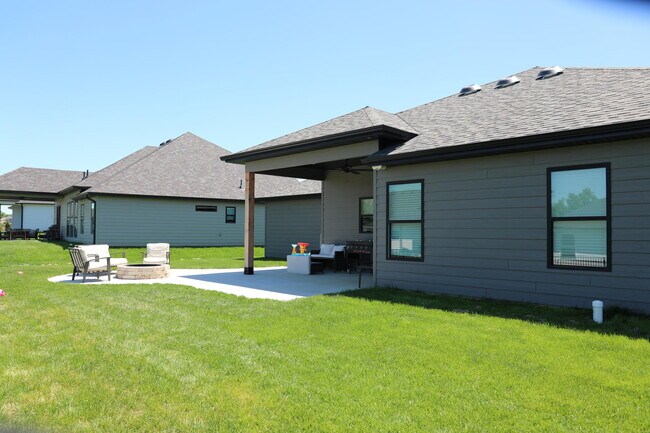Building Photo - 4413 Royal County Rd