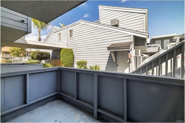 Building Photo - 20930 Parthenia St