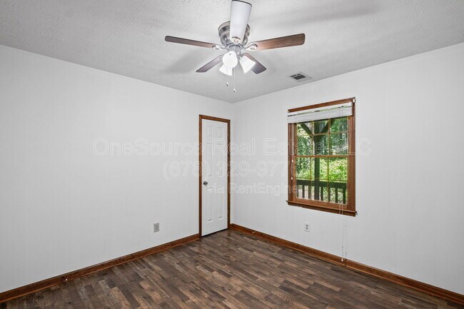 Building Photo - 195 Cross Brook Dr