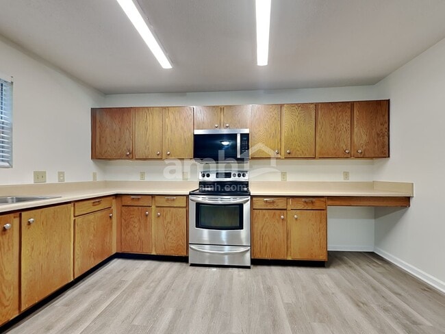 Building Photo - 6432 Dillard Ridge Dr