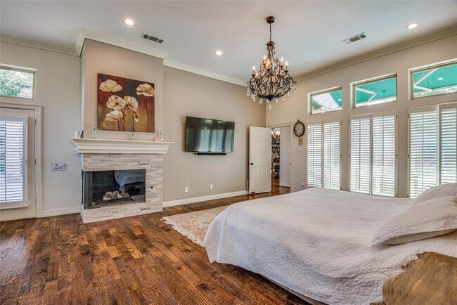 Building Photo - 5812 Richwater Dr