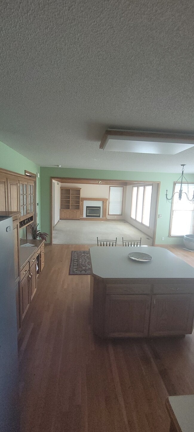 Building Photo - Fruitfully ready for your move in!