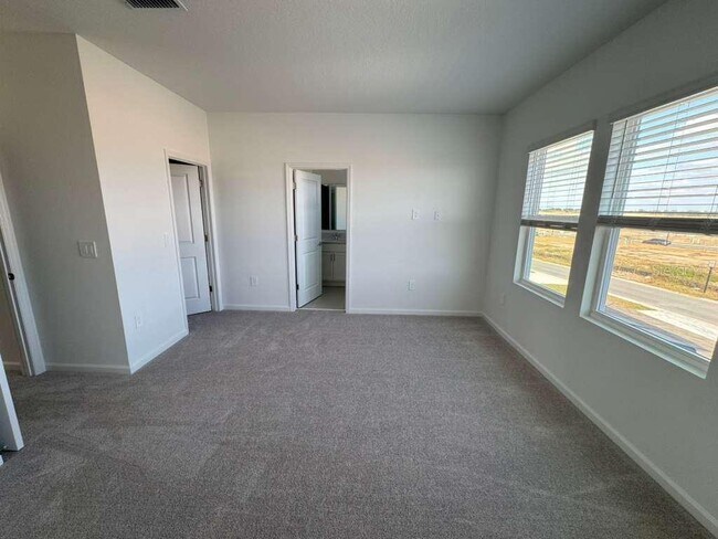 Building Photo - 6004 Zen Wy