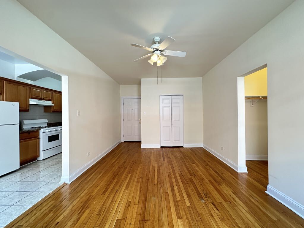 Building Photo - 2737 N Spaulding Ave