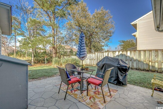 Building Photo - 775 Plantation Dr