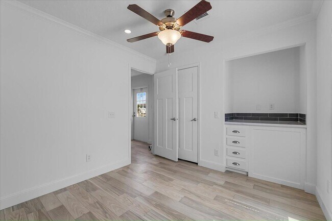 Building Photo - 38 Betty Dr