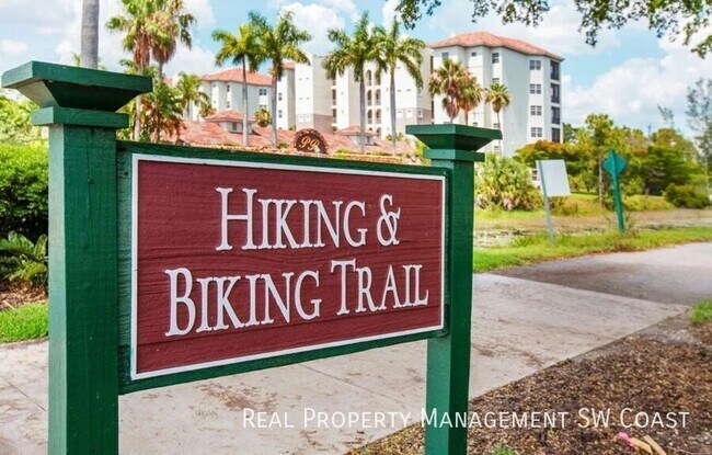 Building Photo - 4256 Liron Ave