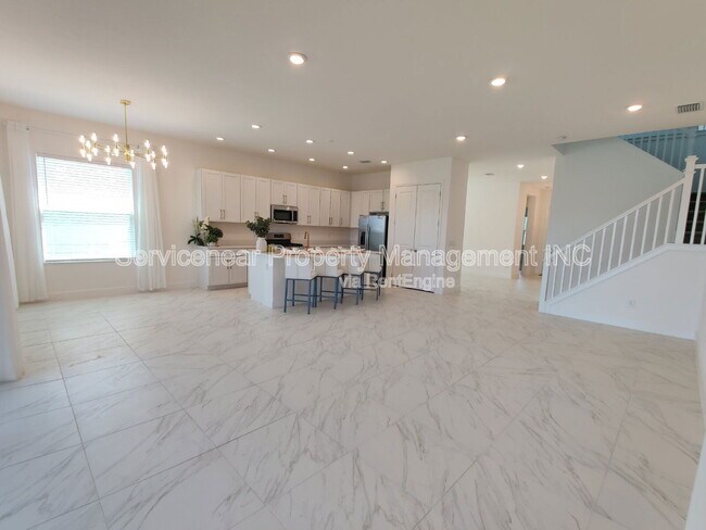 Building Photo - 32792 Tree of Life Ave