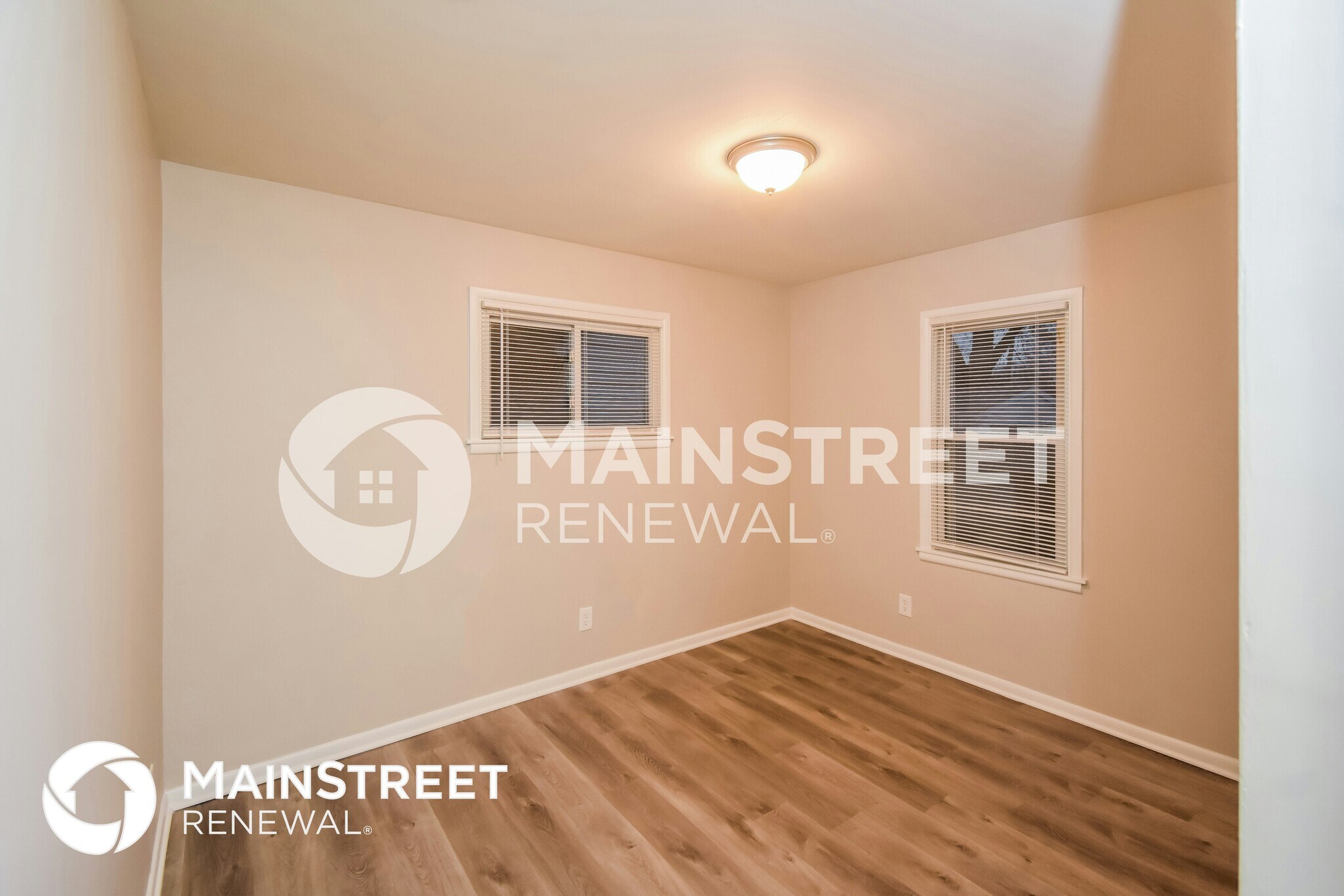 Building Photo - 5234 E 20th St