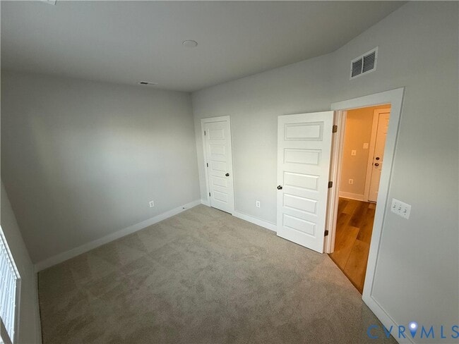 Building Photo - 4005 Munson Wds Pl