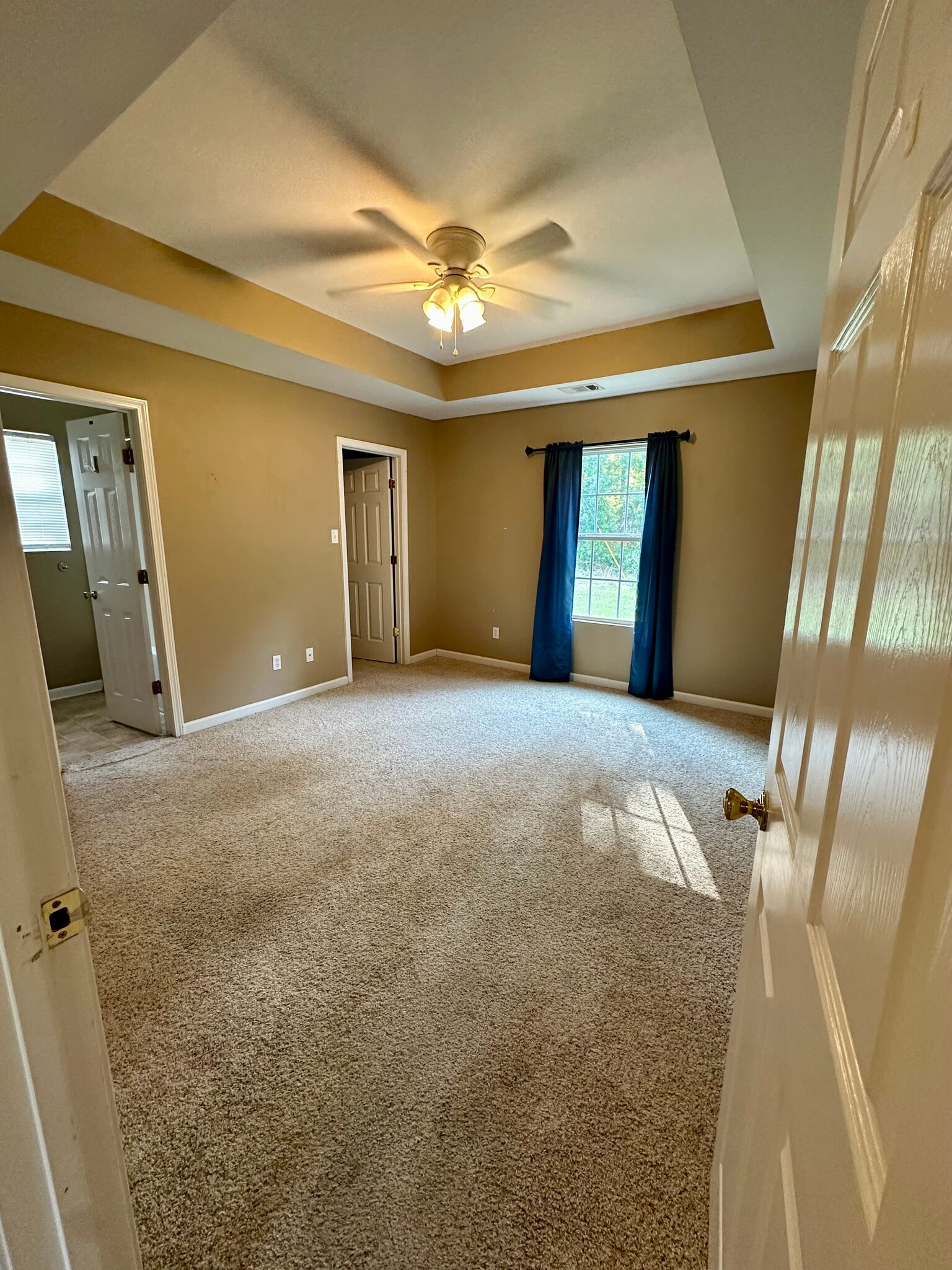 Building Photo - 5068 Scotch Pine Ave