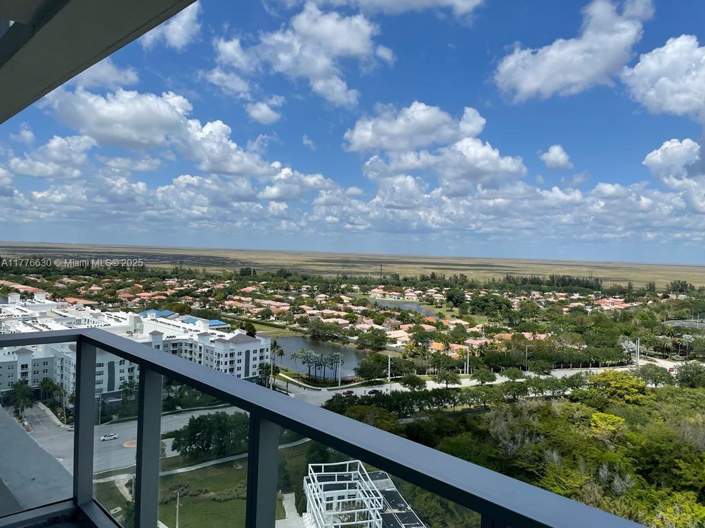 Building Photo - 2000 Metropica Way