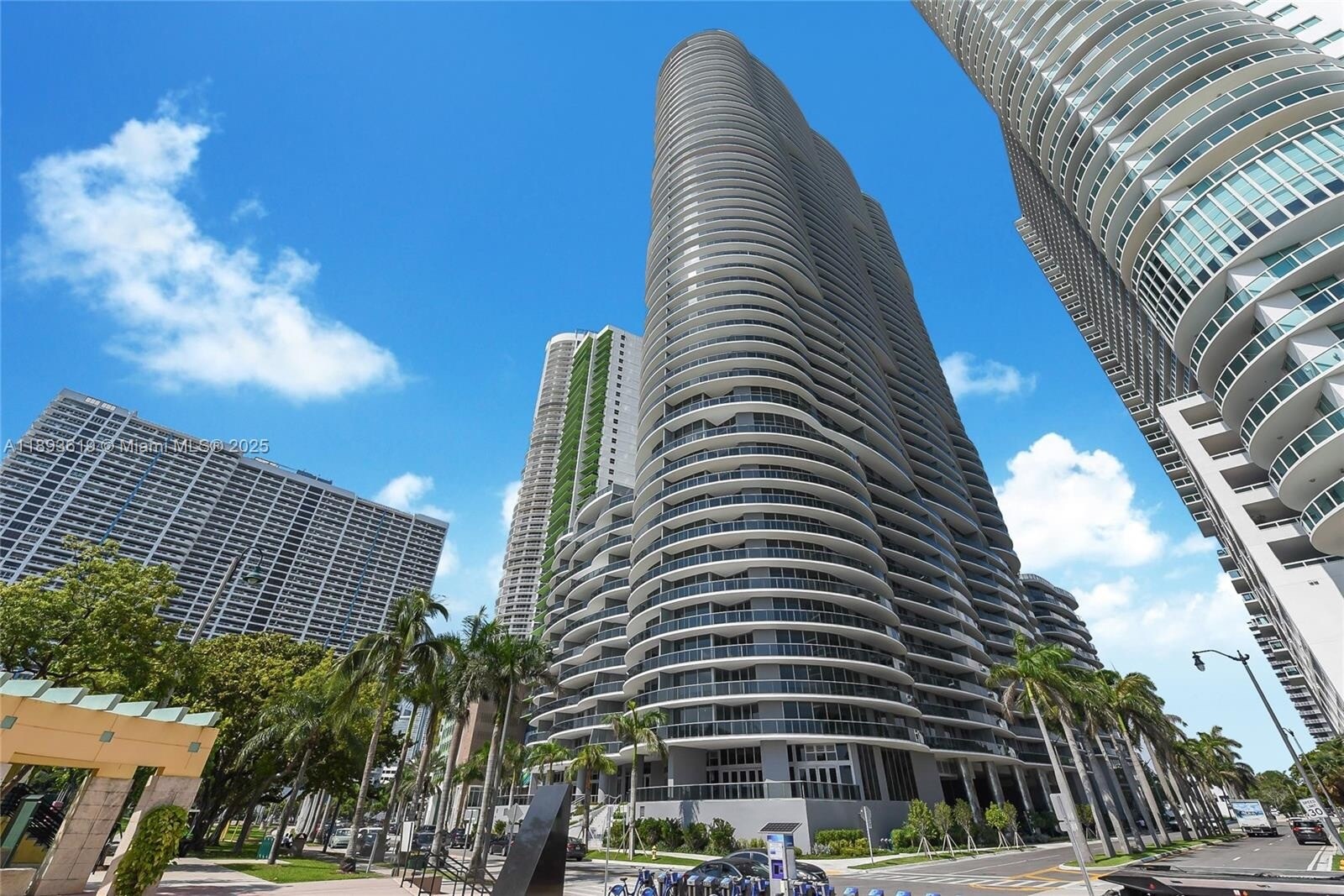 Building Photo - 488 NE 18th St